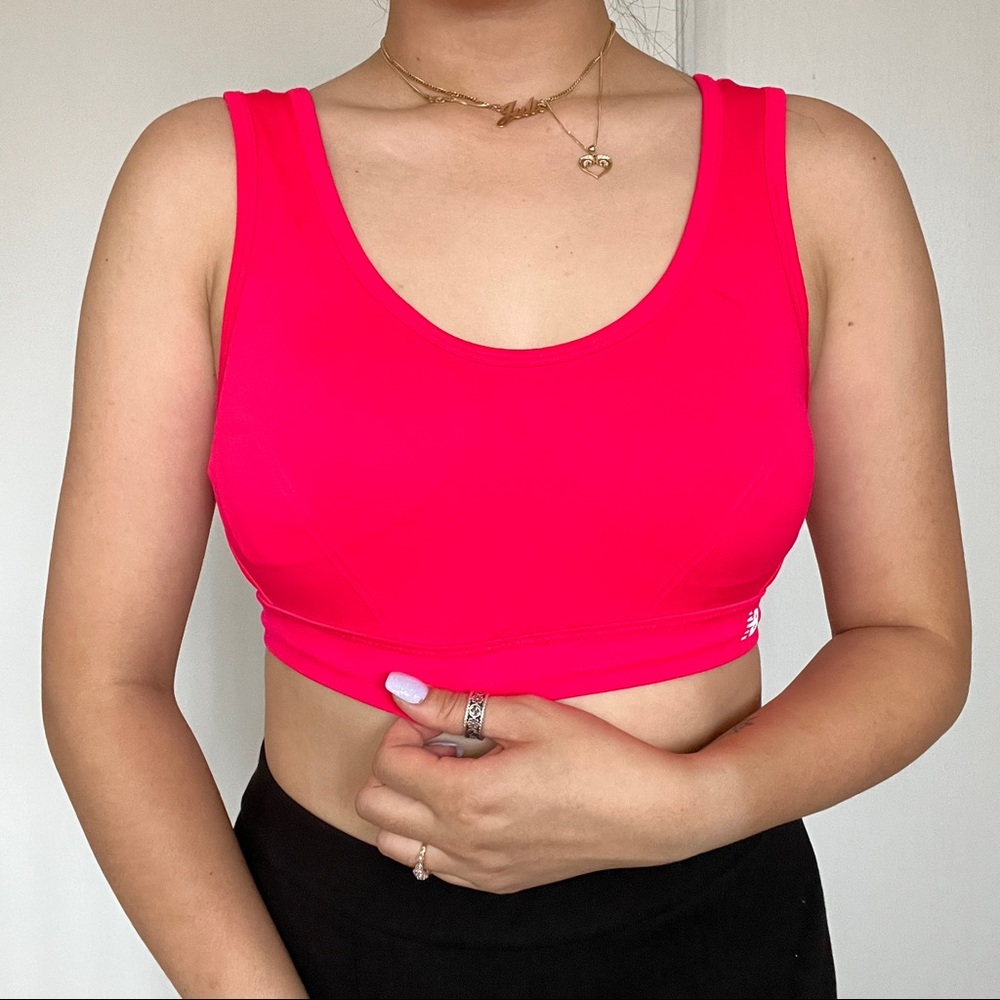 New balancd sports bra